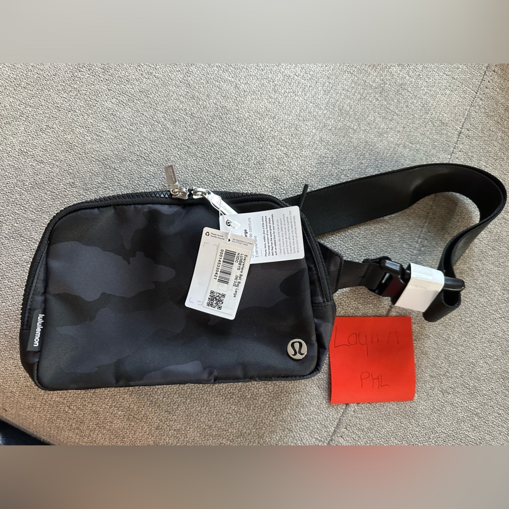 Lululemon Everywhere Belt Bag Large 2L NWT